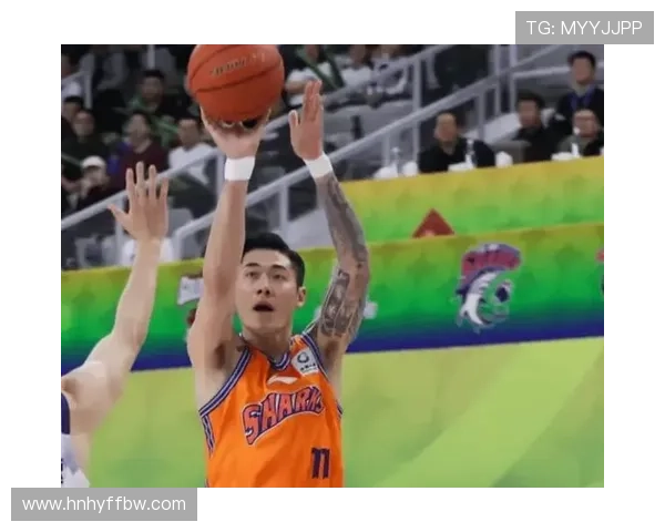 [CBA]刘铮关键三 上海扳回一城.